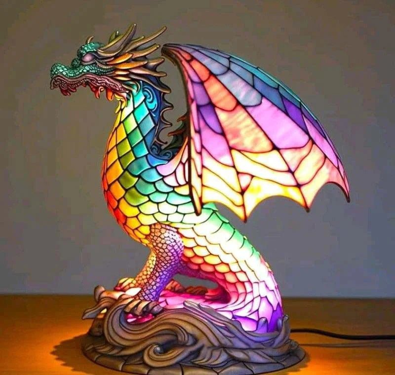 Lampe artistique VitraFauna avec verre coloré et design unique pour intérieur