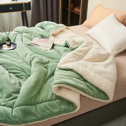 SoftHug Luxury Fleece Blanket — Soft, Warm & Machine Washable 5