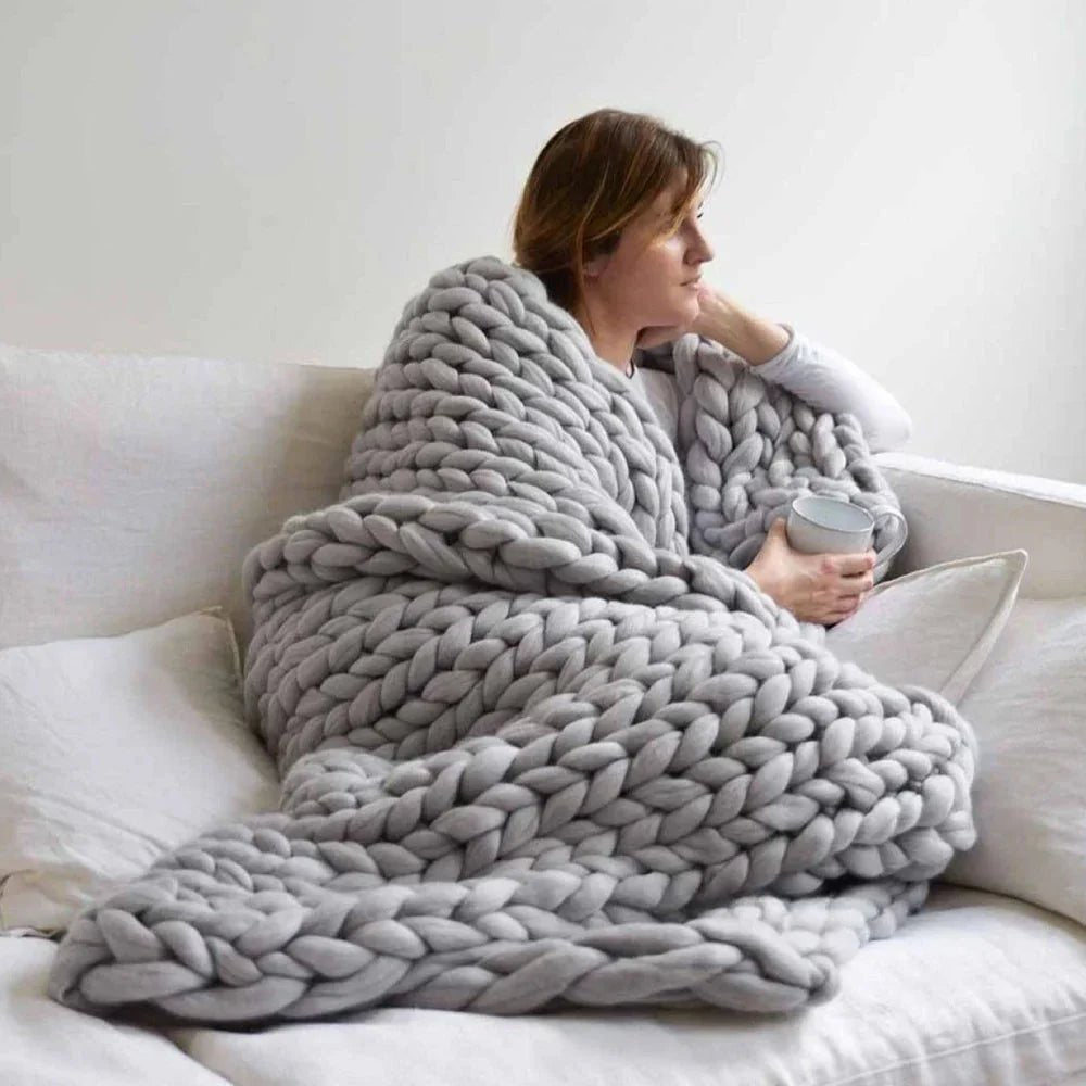Extra Thick Chunky XL Yarn — Soft DIY Blankets & Cushions 1