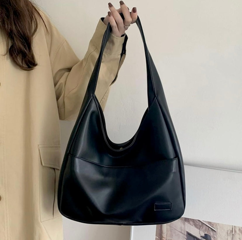 Stella Bag — Elegant Vegan Leather Shoulder Bag for Daily Use 4