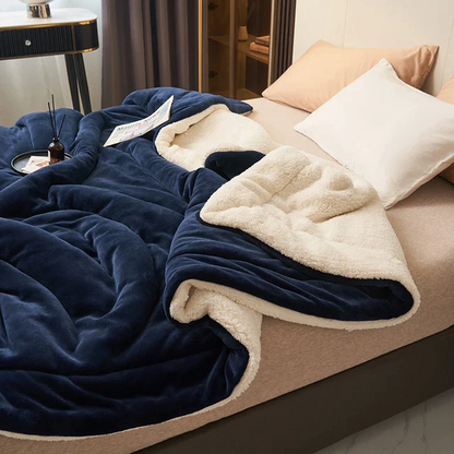 SoftHug Luxury Fleece Blanket — Soft, Warm & Machine Washable 3