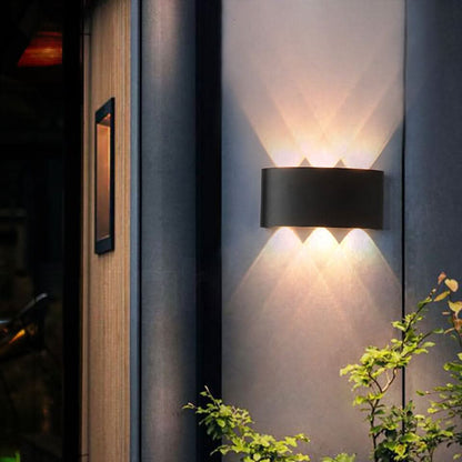 Waterdichte LED Buitenwandlamp in Aluminium - Elegant en Veilig Ontwerp