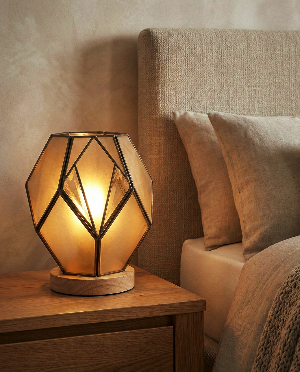 Lampada da Tavolo | Giulio – Vetro Geometrico Ambrato