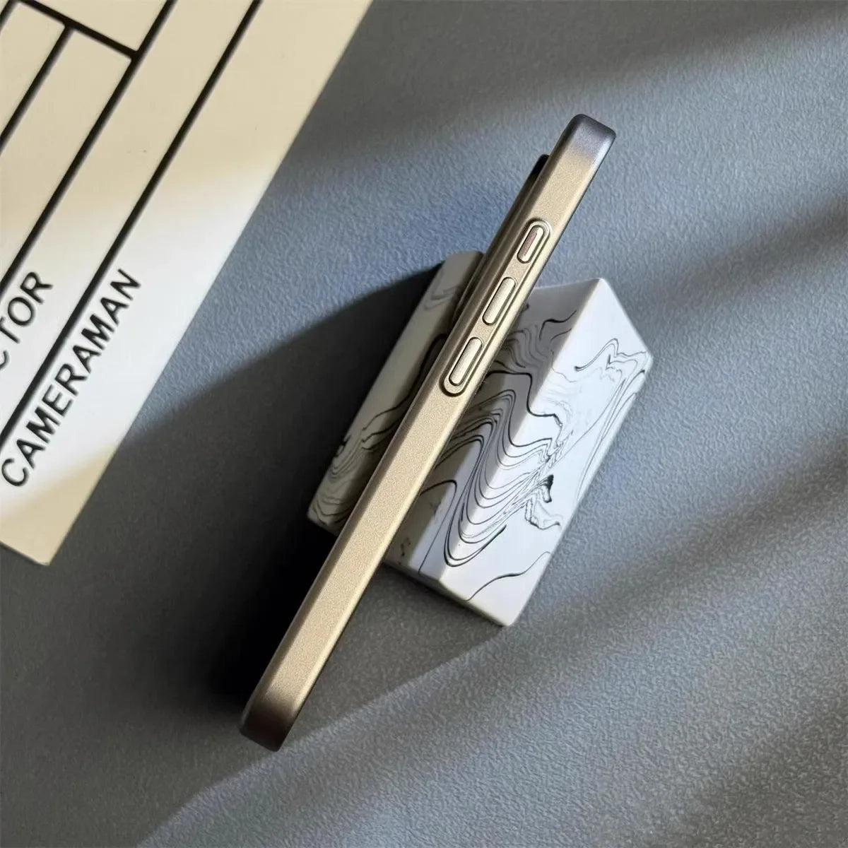 iPhone Hoesje Titanium Shield Pro - lichtgewicht en schokbestendig