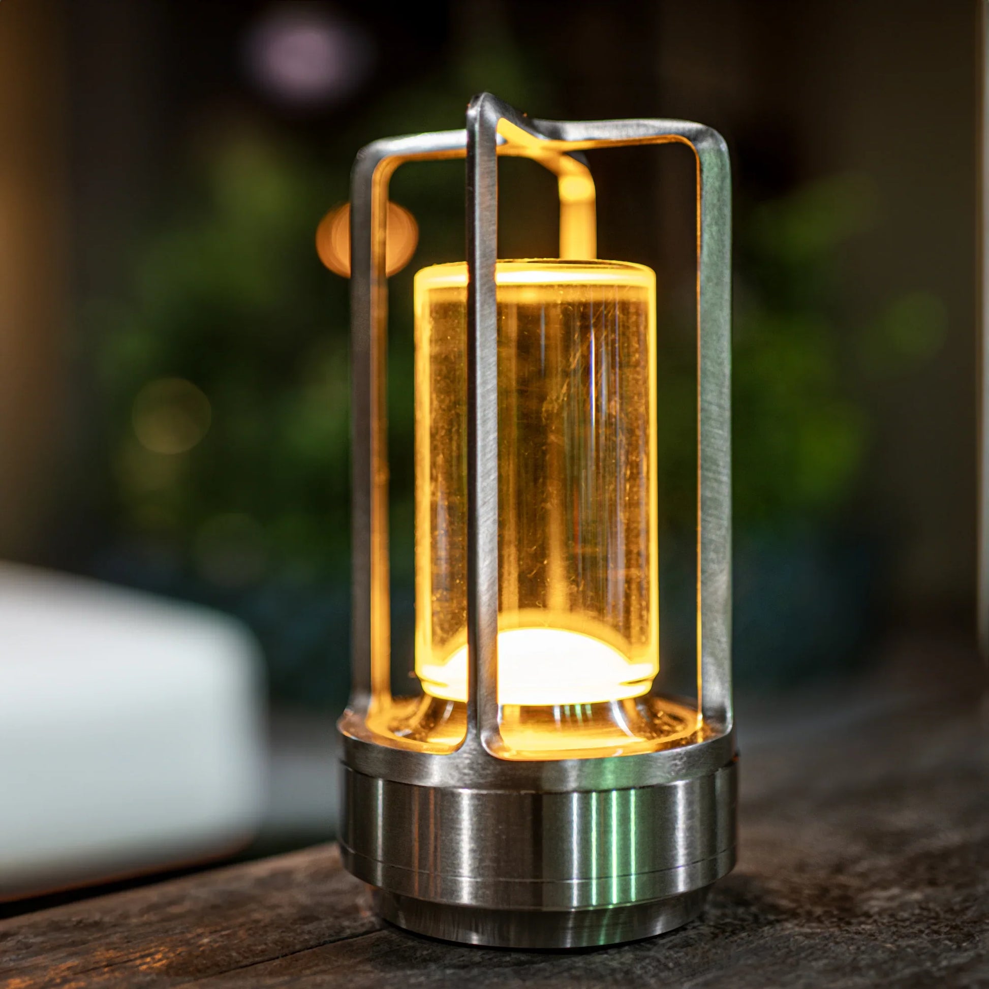 Wireless Rechargeable Table Lamp — Dimmable 28h Battery LED 10