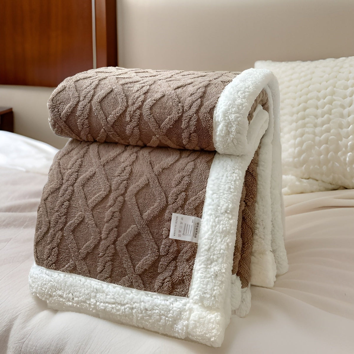 Double-Sided Fleece Blanket — Ultra Soft Premium Winter Throw 19