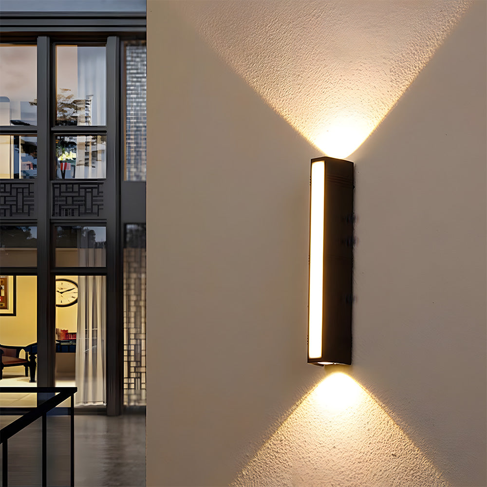Moderne LED Wandlamp voor Buiten in Zwart Aluminium