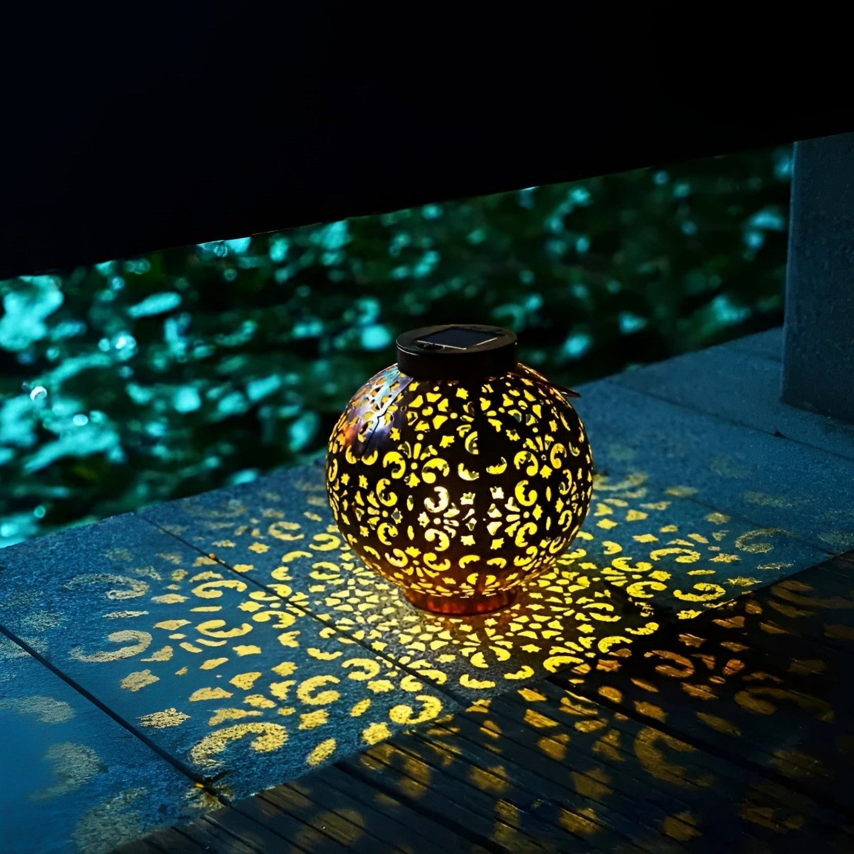 Lampade Solari da Giardino Vintage Solaris - Illuminazione Elegante e Resistente 3