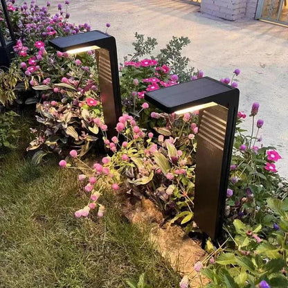 Moderne Zonne Tuinlamp in Zwart | Aanpasbare Buitenverlichting