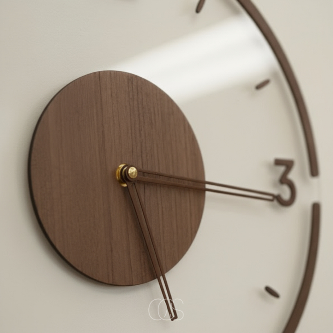 Silent Scandinavian Wall Clock Natural Wood 35 cm — Nordic 2