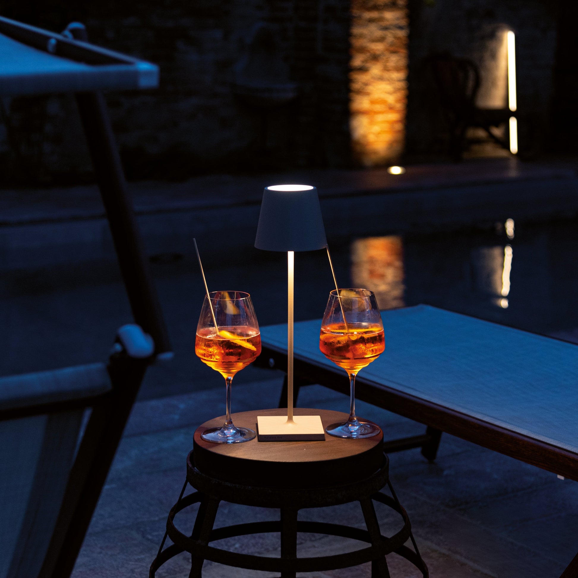 Wireless LED Table Lamp Rechargeable IP65 with Dimmer Function 6