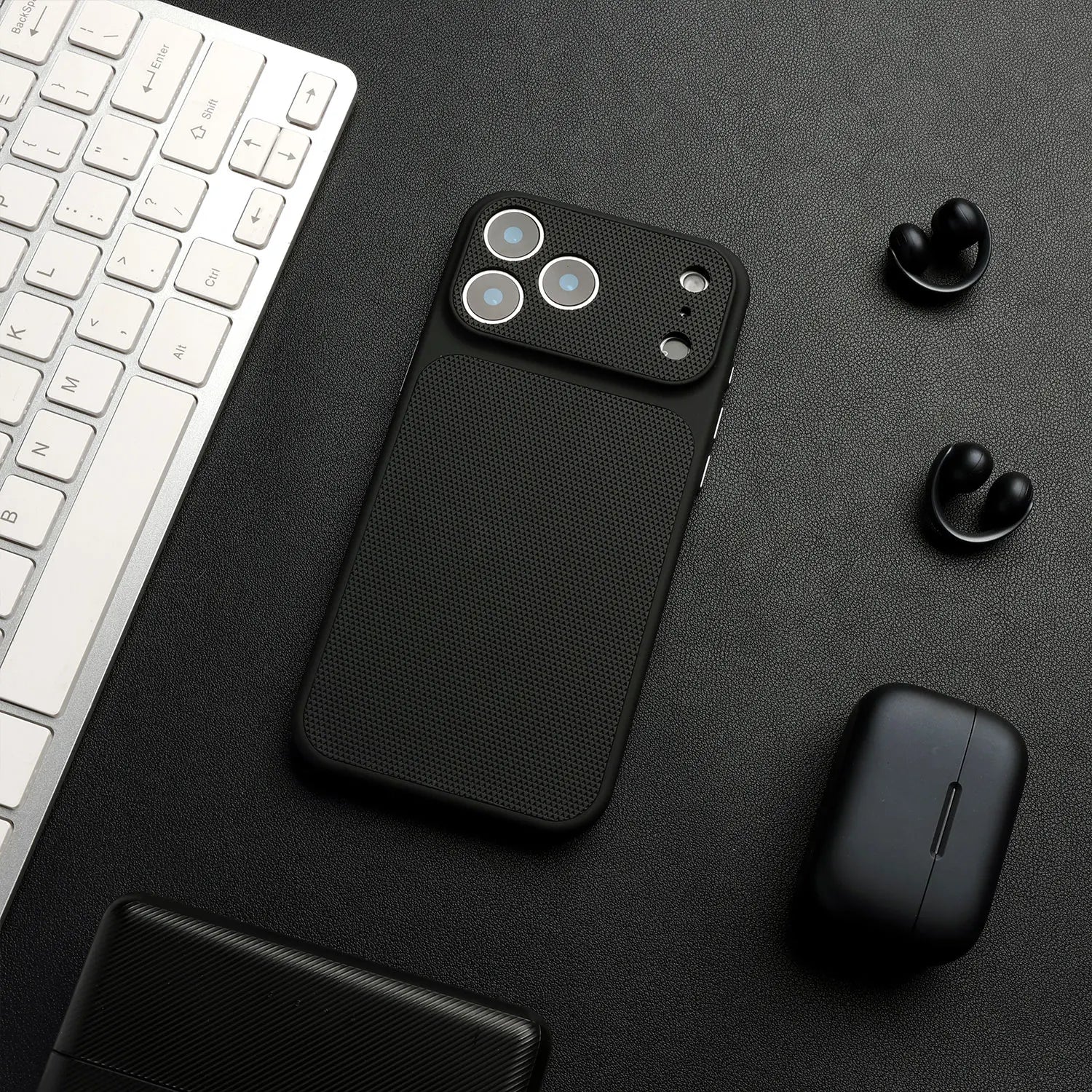 Cover iPhone in Pelle Ibrida con MagSafe e Protezione Obiettivo