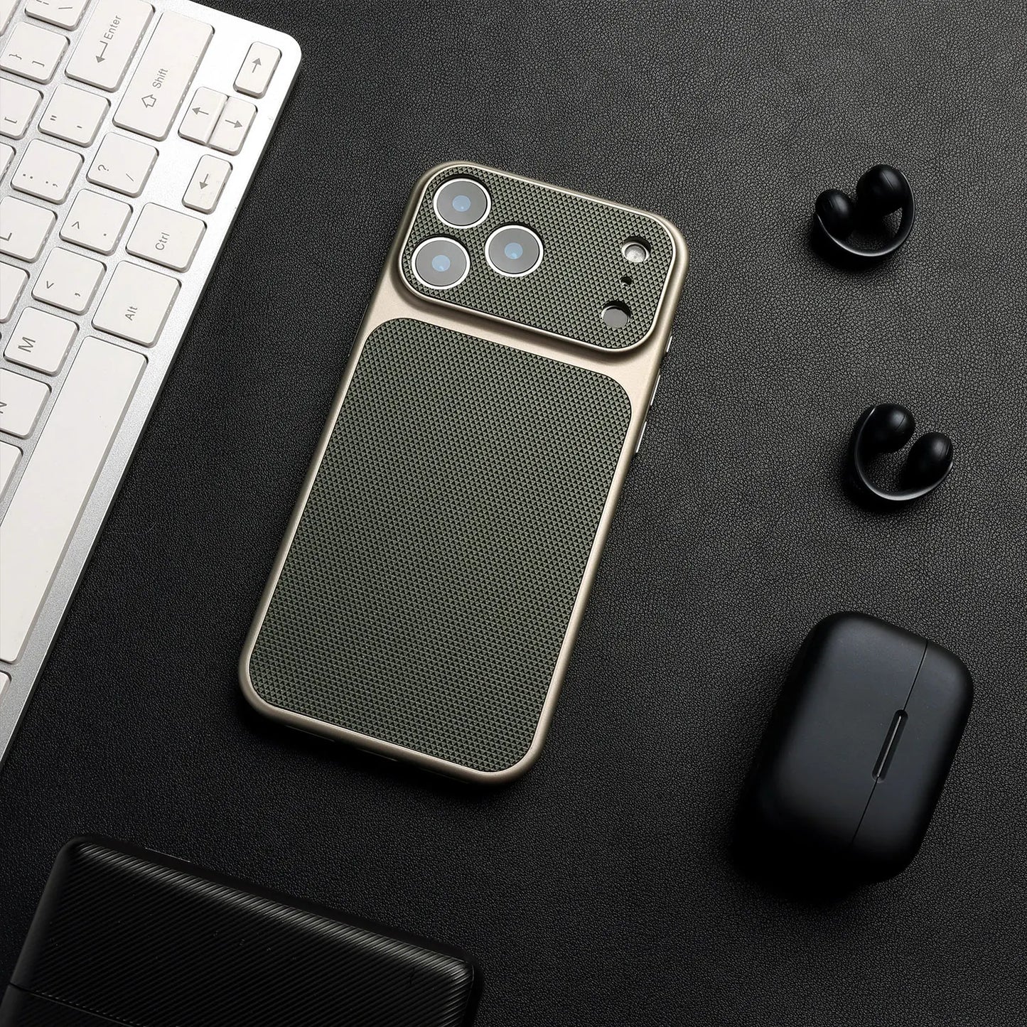 Cover iPhone in Pelle Ibrida con MagSafe e Protezione Obiettivo