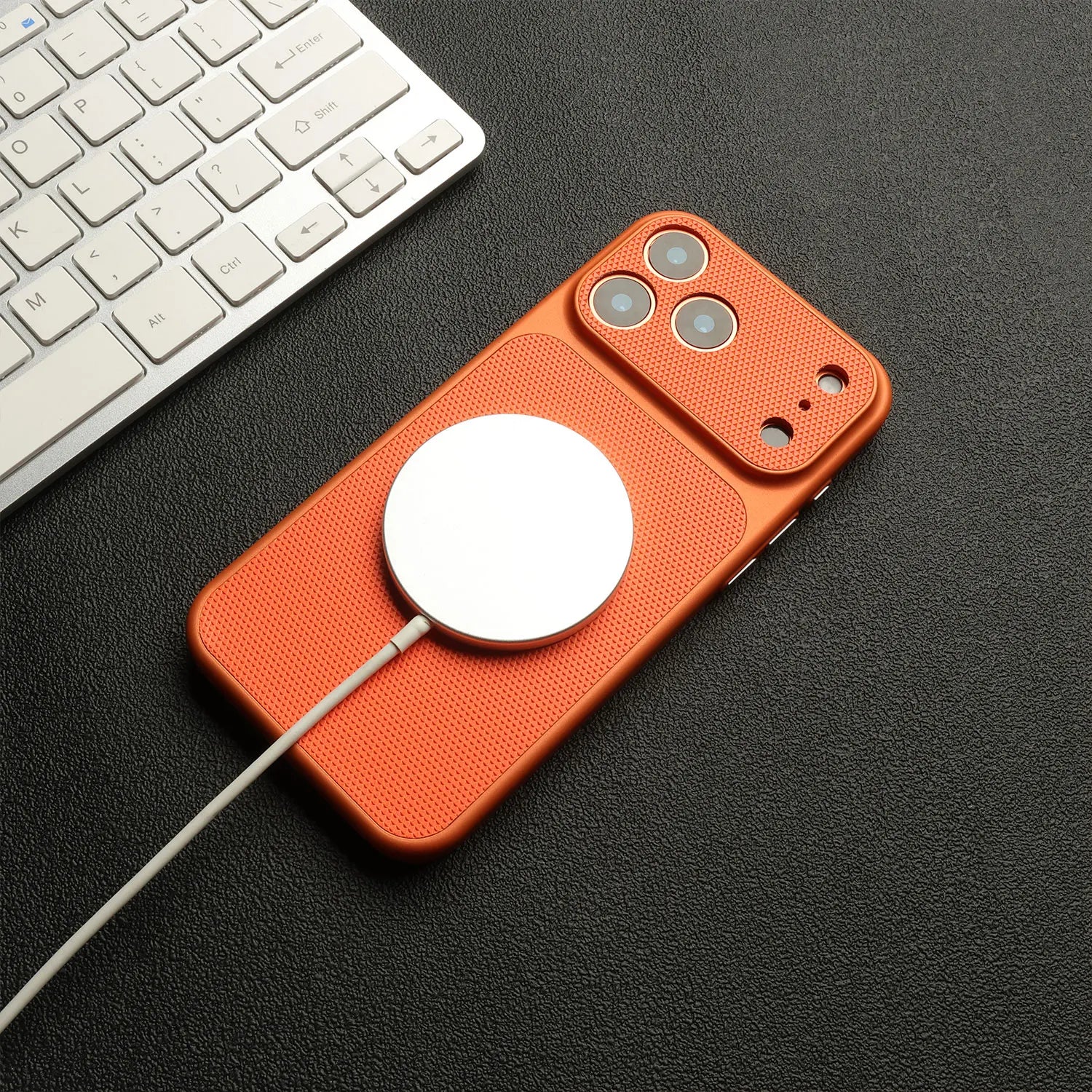Cover iPhone in Pelle Ibrida con MagSafe e Protezione Obiettivo