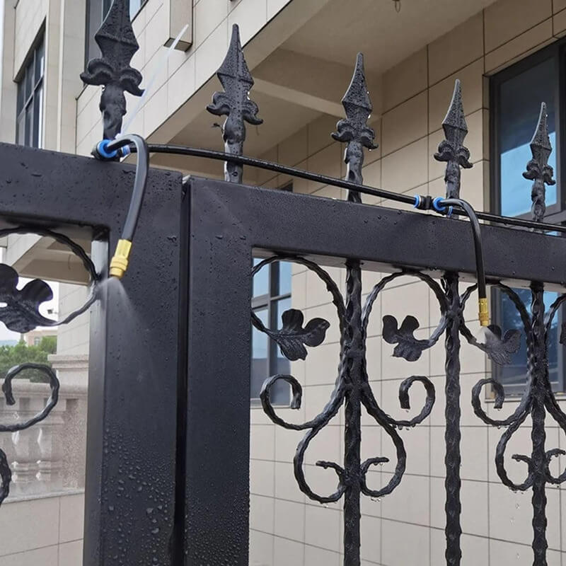 Druppelirrigatiesysteem met 360° verstelbare sproeikoppen