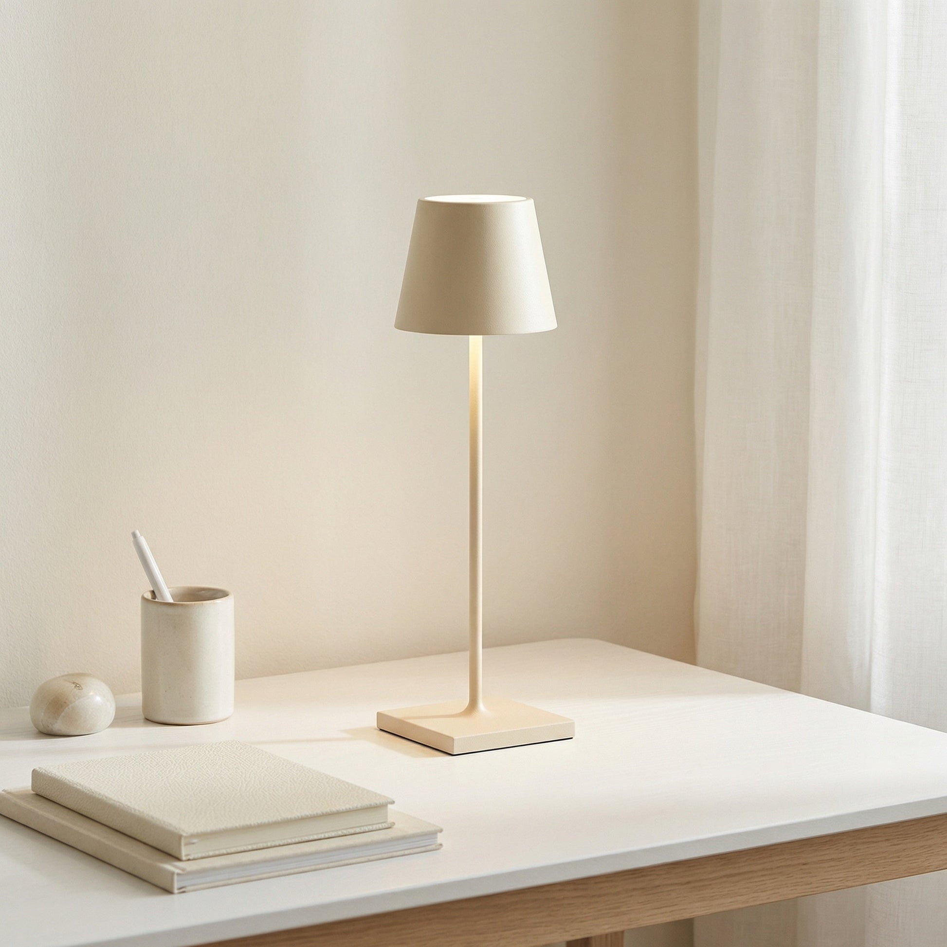 Wireless LED Table Lamp Rechargeable IP65 with Dimmer Function 3
