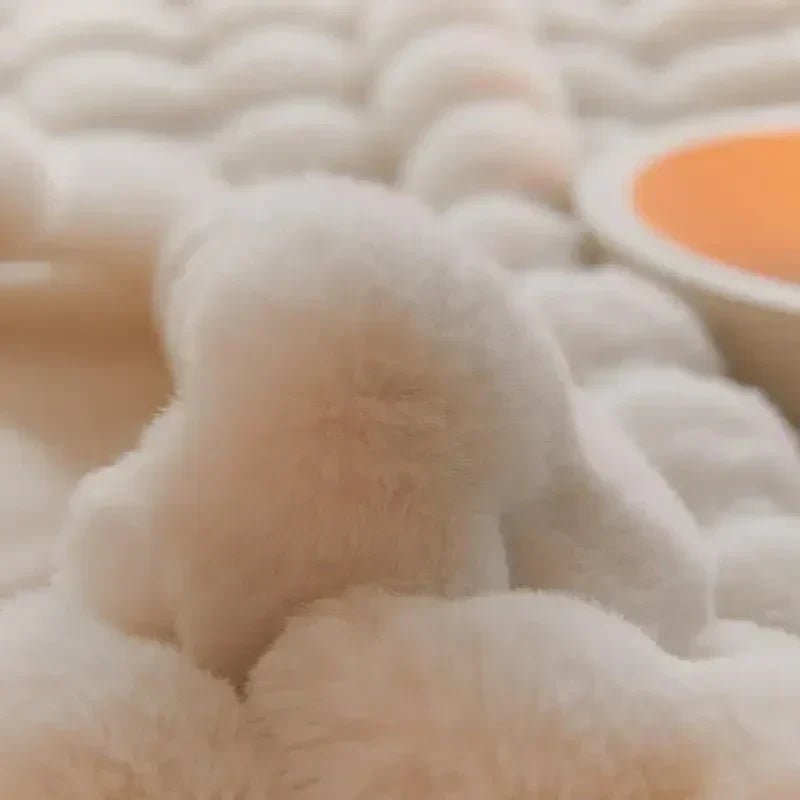 WarmWol Plush Blanket — Soft, Warm & Machine Washable 9