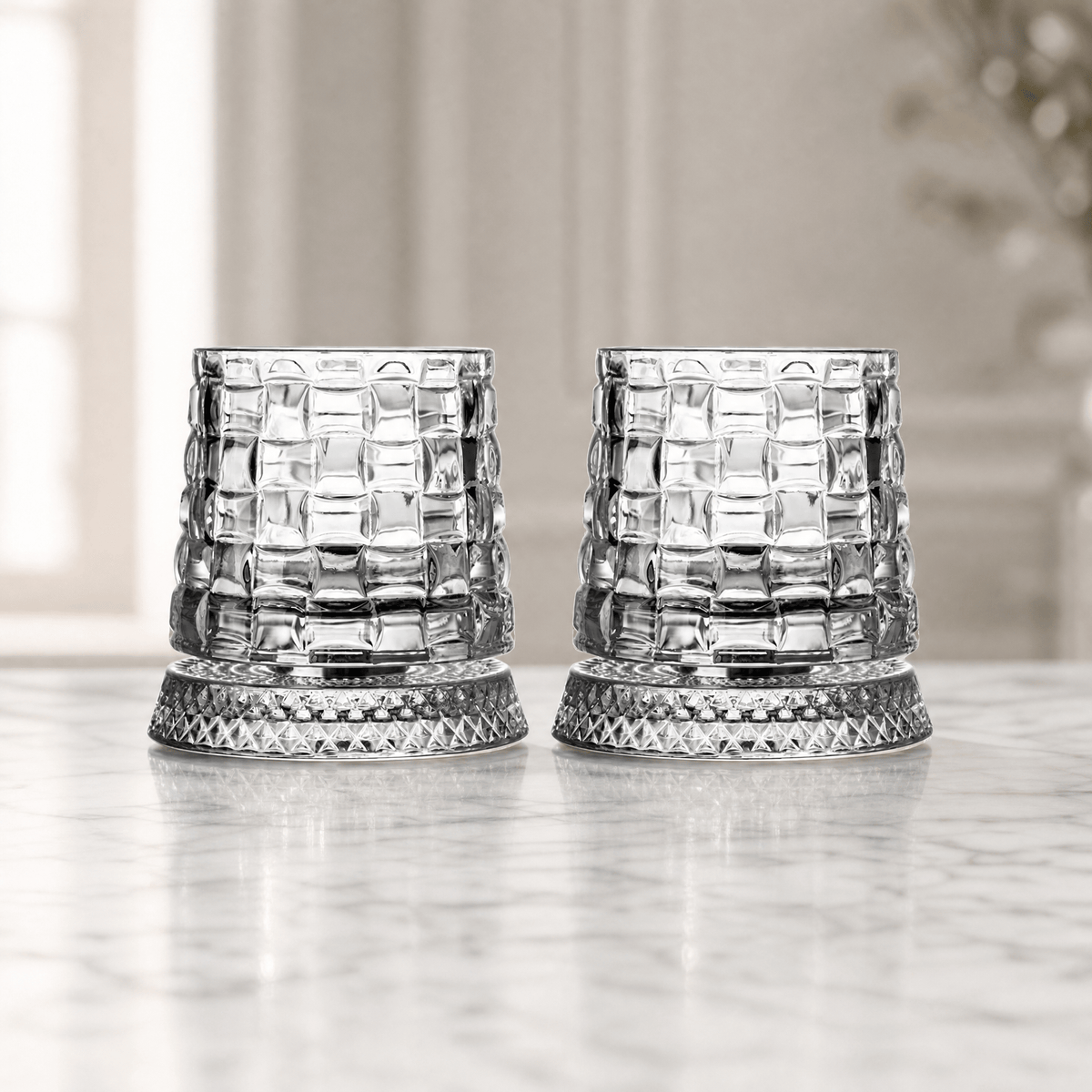 360° Spin Whisky Tumblers – Set of 2 Crystal-Cut Glasses 11