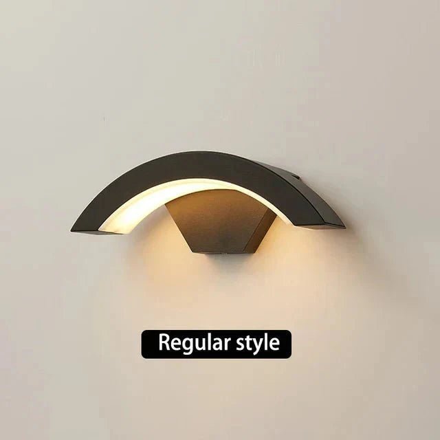 Lampada da Parete LED Curva con Sensore di Movimento Esterno IP65