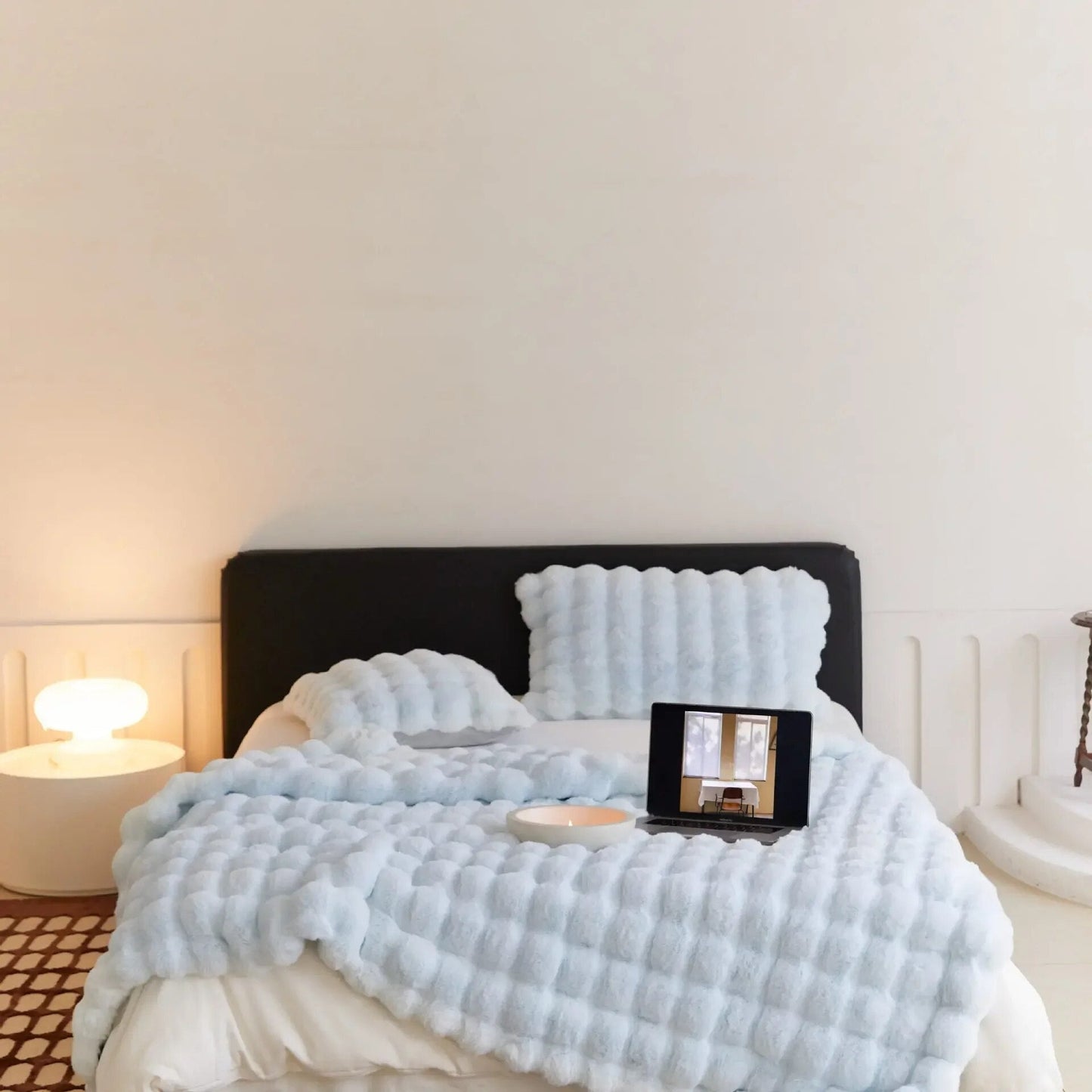 WarmWol Plush Blanket — Soft, Warm & Machine Washable 5