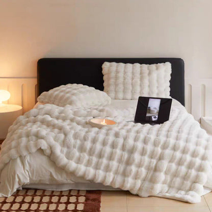 CozyLuxe Ultra-Soft Blanket — Luxurious Warmth 100×160 cm 9