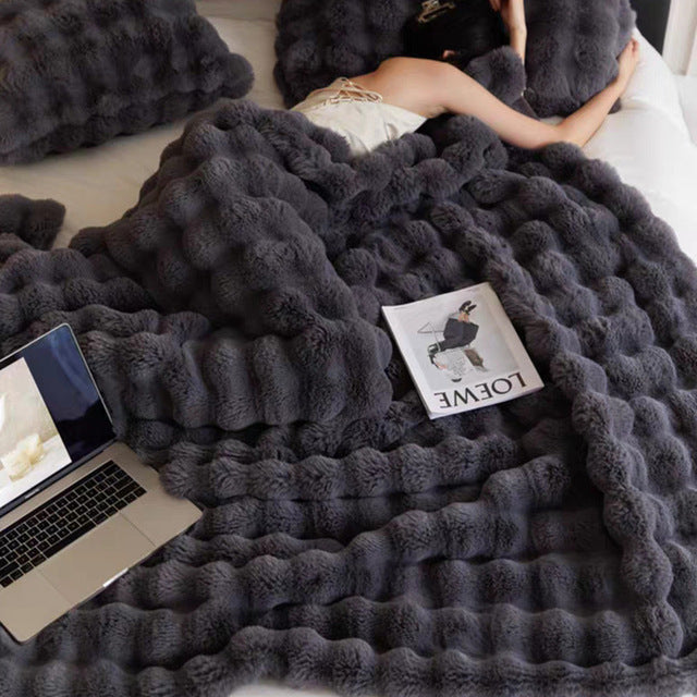 CozyLuxe Ultra-Soft Blanket — Luxurious Warmth 100×160 cm 4