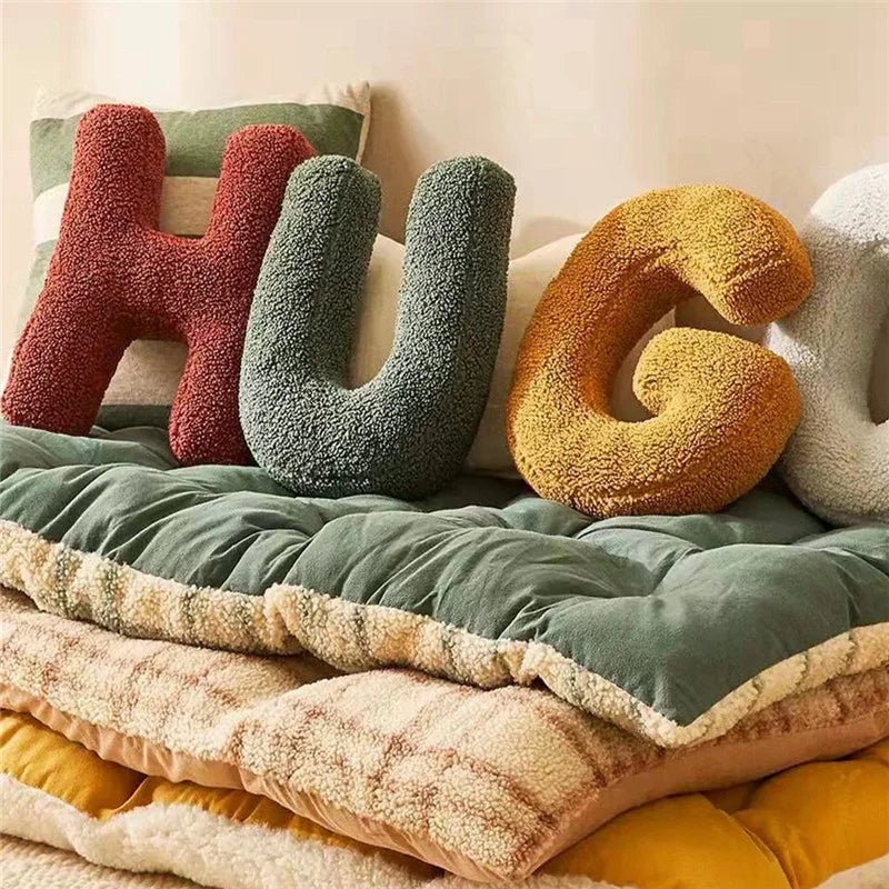 Cuscino Decorativo Alfabeto in Velluto Lettere A-Z