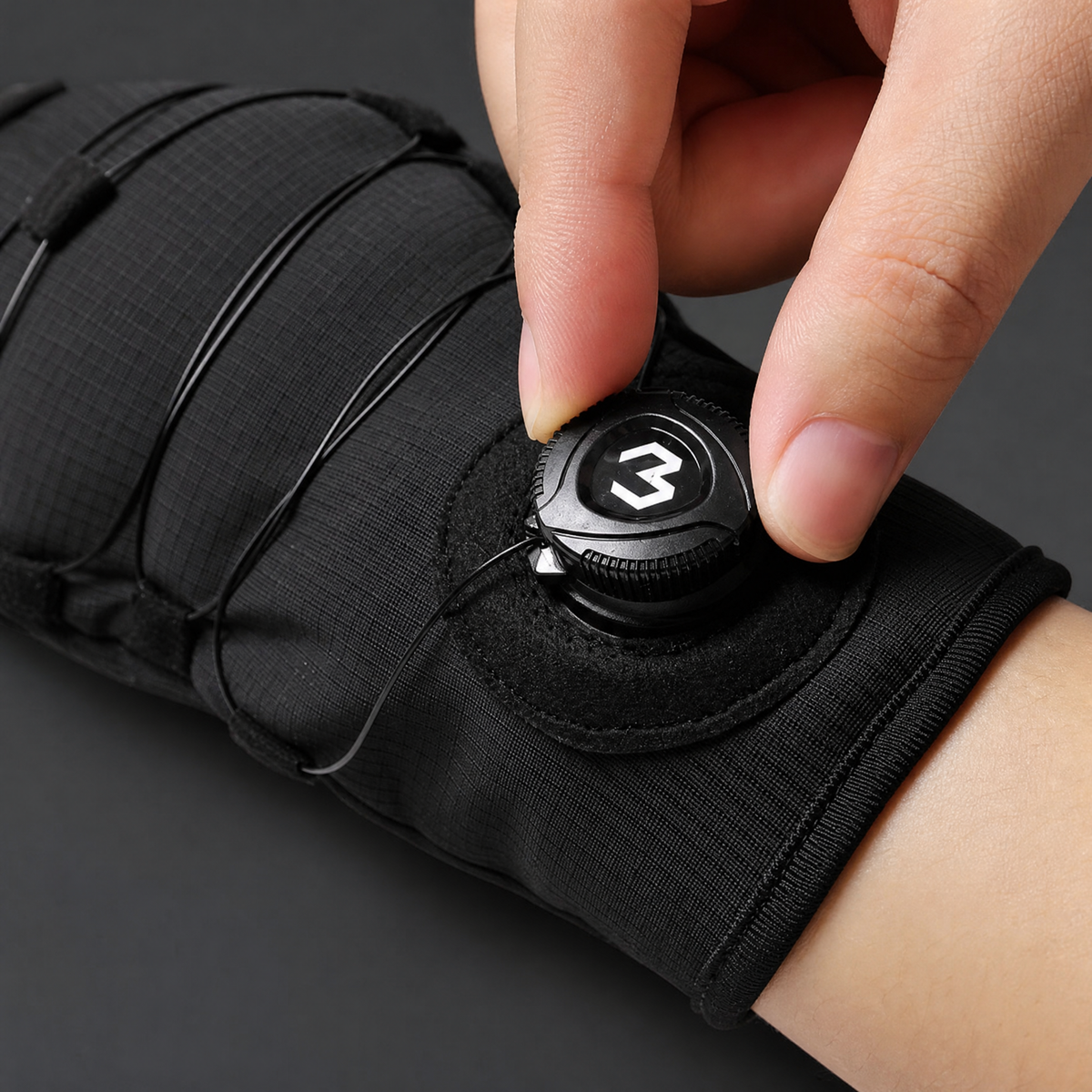 Full-Finger Winter Cycling Gloves — Rotary Closure & Silicone Grip 3