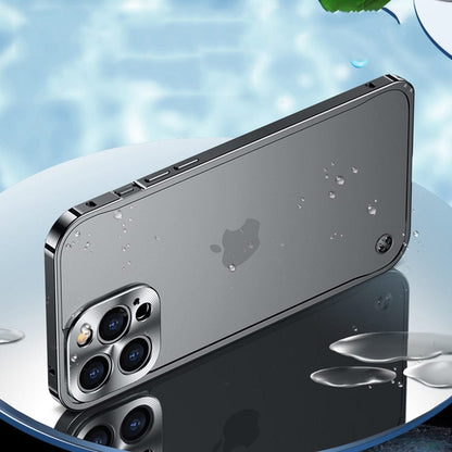 Cover iPhone in Alluminio Aeronautico CNC – Protezione Premium
