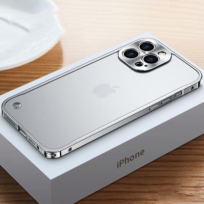 Cover iPhone in Alluminio Aeronautico CNC – Protezione Premium