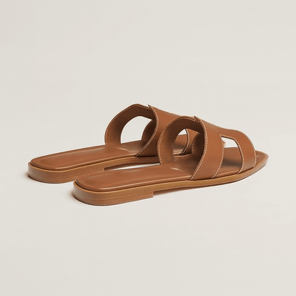 Sandali Bassi in Pelle con Cinturino Cut Out