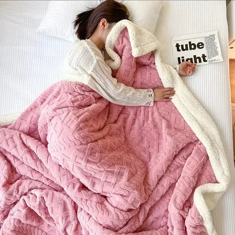 WarmWool Winter Fleece Blanket — Soft Lamb Wool Double-Sided 8