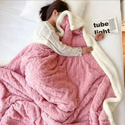 WarmWool Winter Fleece Blanket — Soft Lamb Wool Double-Sided 8