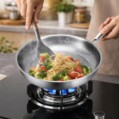 Hammered Titanium Alloy Frying Pan with Tempered Glass Lid 5