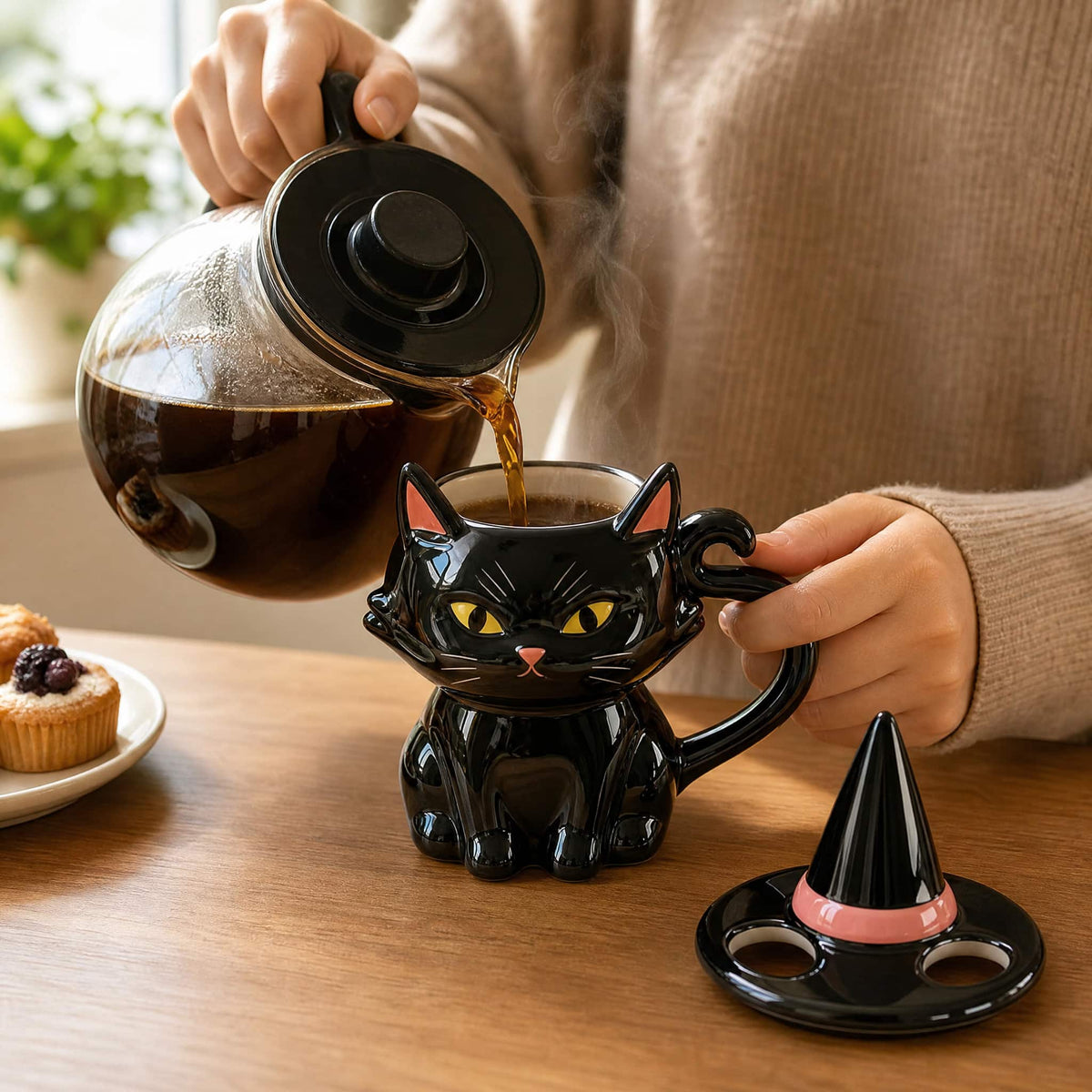 Black Cat Ceramic Mug with Witch Hat Lid — 350ml 2