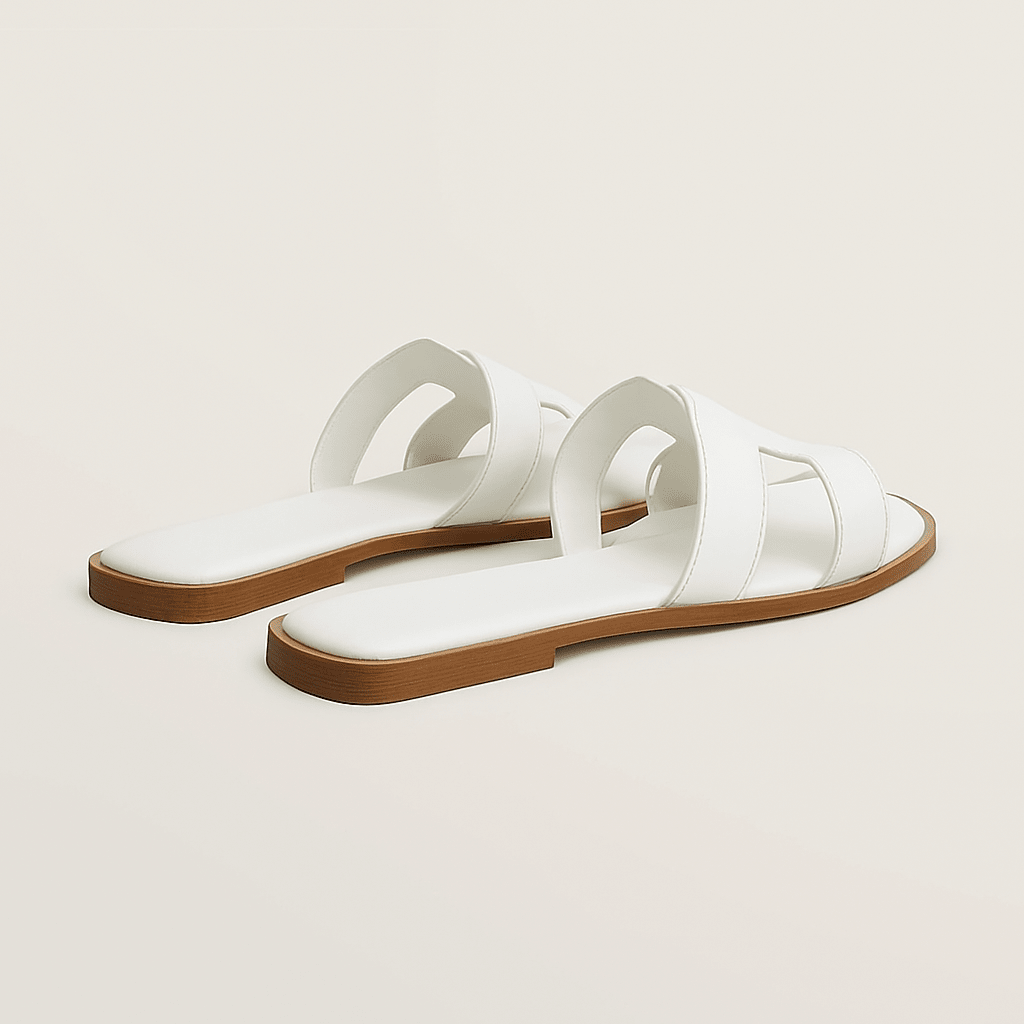 Sandali Bassi in Pelle con Cinturino Cut Out